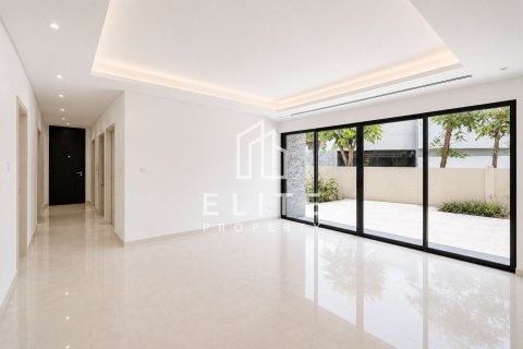 Townhouse in Dubai 3 bedrooms, 251 sq.m. № 121228 - photo 6