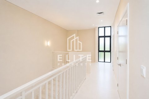 Townhouse in Dubai 3 bedrooms, 251 sq.m. № 121228 - photo 9