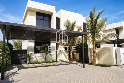 Townhouse in Dubai 3 bedrooms, 251 sq.m. № 121228 - photo 3