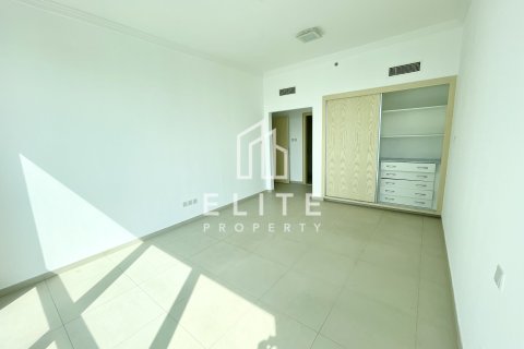 Apartment in Jumeirah Beach Residence, Dubai 2 bedrooms, 152 sq.m. № 121223 - photo 7