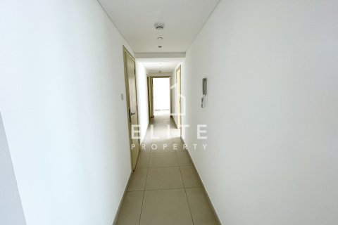 Apartment in Jumeirah Beach Residence, Dubai 2 bedrooms, 152 sq.m. № 121223 - photo 10