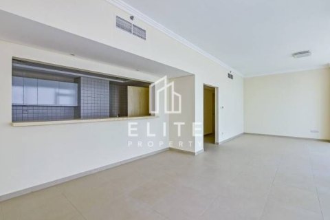 Apartment in Jumeirah Beach Residence, Dubai 2 bedrooms, 152 sq.m. № 121223 - photo 4