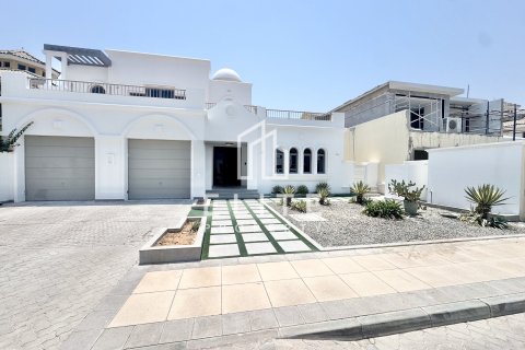 Villa in Garden Homes, Palm Jumeirah, Dubai 5 bedrooms, 679 sq.m. № 121226 - photo 15