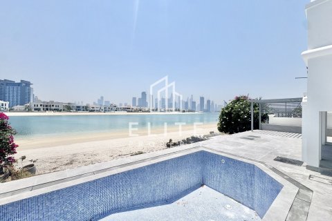 Villa in Garden Homes, Palm Jumeirah, Dubai 5 bedrooms, 679 sq.m. № 121226 - photo 2