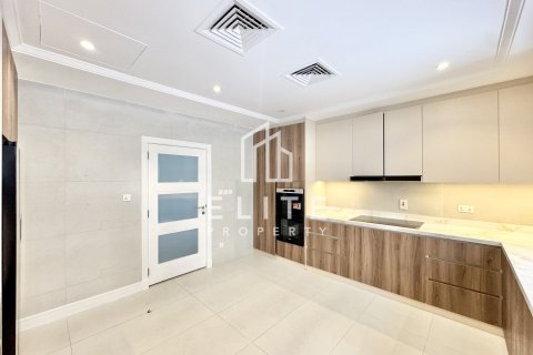 Villa in Garden Homes, Palm Jumeirah, Dubai 5 bedrooms, 679 sq.m. № 121226 - photo 9