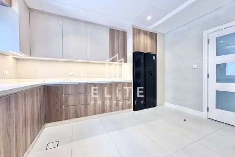Villa in Garden Homes, Palm Jumeirah, Dubai 5 bedrooms, 679 sq.m. № 121226 - photo 8