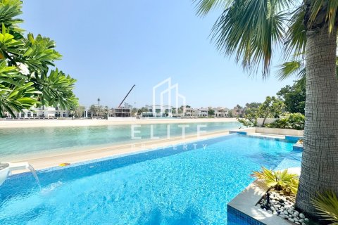 Купить виллу в Garden Homes, Пальма Джумейра, Дубай: 5 спален, 632м², № 121225 - фото 2