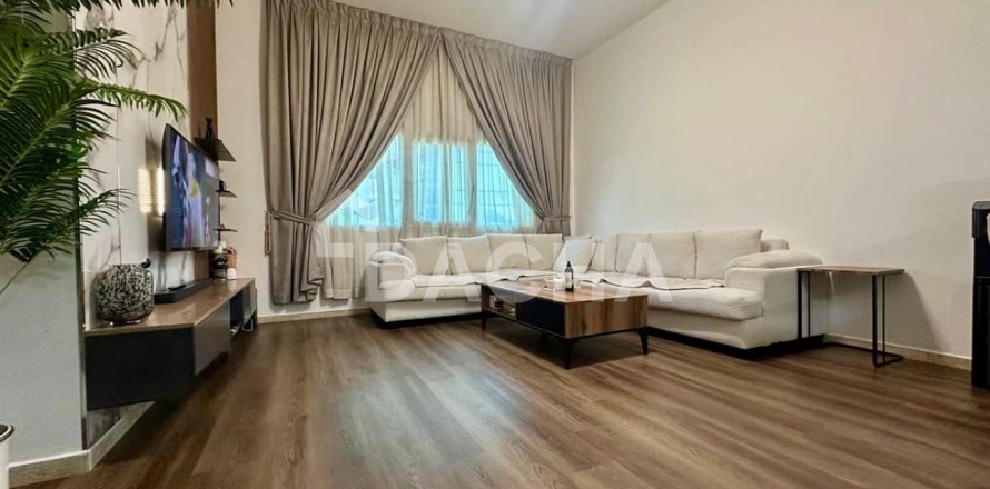 Appartement à Jumeirah Village Triangle, Dubai, 2 chambres, 131 m², № 118883