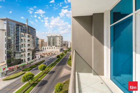 Apartment in Al Satwa, Dubai 1 bedroom, 73.2 sq.m. № 58397 - photo 1