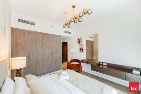 Apartment in Al Satwa, Dubai 1 bedroom, 73.2 sq.m. № 58397 - photo 8