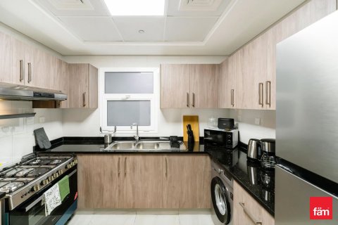 Apartment in Al Satwa, Dubai 1 bedroom, 73.2 sq.m. № 58397 - photo 14
