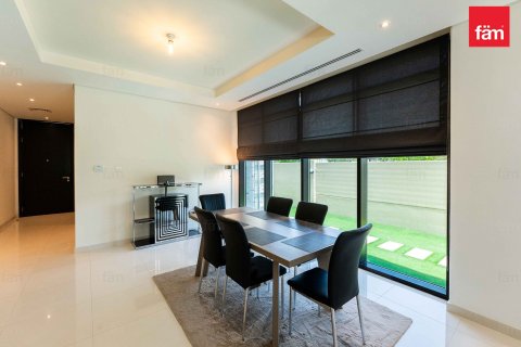 Villa à Dubai, 3 chambres, 325.1 m², № 58399 - photo 30