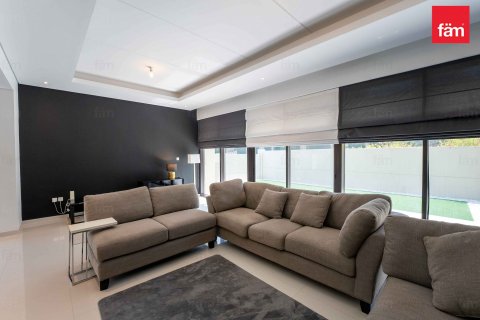 Villa à Dubai, 3 chambres, 325.1 m², № 58399 - photo 10