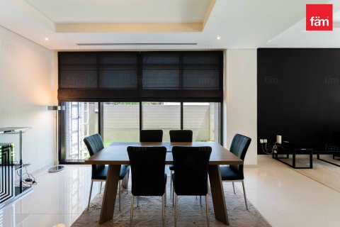 Villa à Dubai, 3 chambres, 325.1 m², № 58399 - photo 11