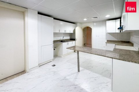 Villa en Dubai, 3 dormitorios, 380.2 m², № 58406 - foto 7