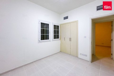 Villa en Dubai, 3 dormitorios, 380.2 m², № 58406 - foto 5