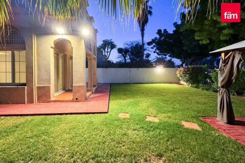 Villa en Dubai, 3 dormitorios, 380.2 m², № 58406 - foto 17