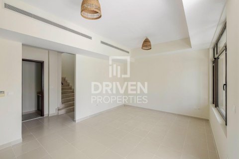 Villa en Mira Oasis, Reem, Dubai, 3 dormitorios, 220.27 m², № 129829