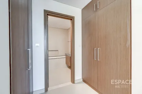 Apartment in Dubai Marina, Dubai 2 bedrooms, 105 sq.m. № 122692 - photo 12