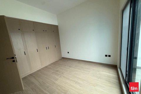 Villa in Dubai 4 bedrooms, 144 sq.m. № 72130 - photo 9