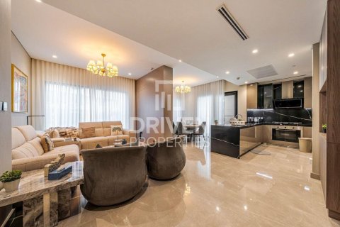 Duplex à Business Bay, Dubai, 3 chambres, 168 m², № 86770