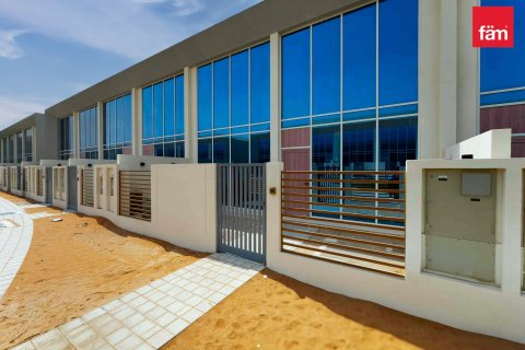 Adosado en Dubai, 3 dormitorios, 105.7 m², № 43121 - foto 18