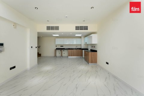 Adosado en Dubai, 3 dormitorios, 105.7 m², № 43121 - foto 3