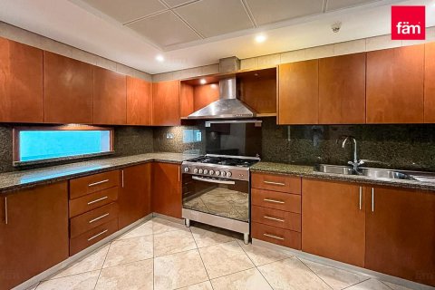 Apartment in Dubai 2 bedrooms, 153.1 sq.m. № 43123 - photo 10