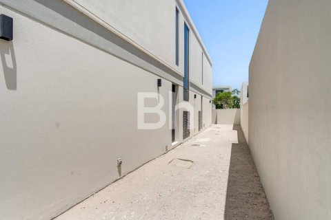 Villa in Tilal Al Ghaf, Dubai 4 bedrooms, 432 sq.m. № 57976 - photo 4
