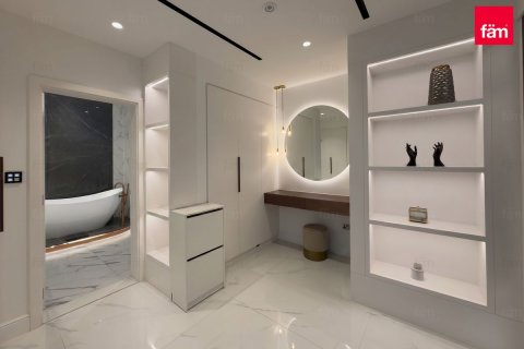 Villa in Dubai 619.7 sq.m. № 113585 - photo 21