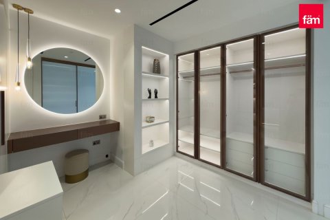 Villa in Dubai 619.7 sq.m. № 113585 - photo 20