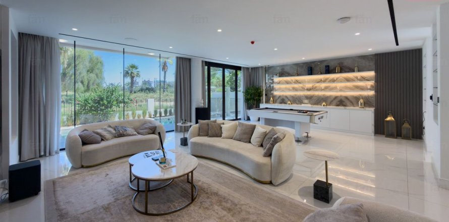 Villa in Dubai studio, 619.7 sq.m. № 113585