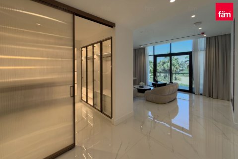 Villa in Dubai 619.7 sq.m. № 113585 - photo 19