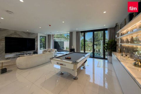 Villa in Dubai 619.7 sq.m. № 113585 - photo 11