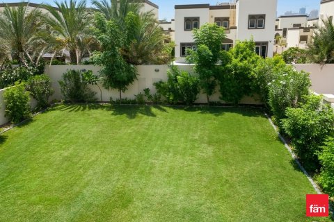 فيلا في Jumeirah Park, دبي 3 غرف نوم, 675.4 م² رقم 113583