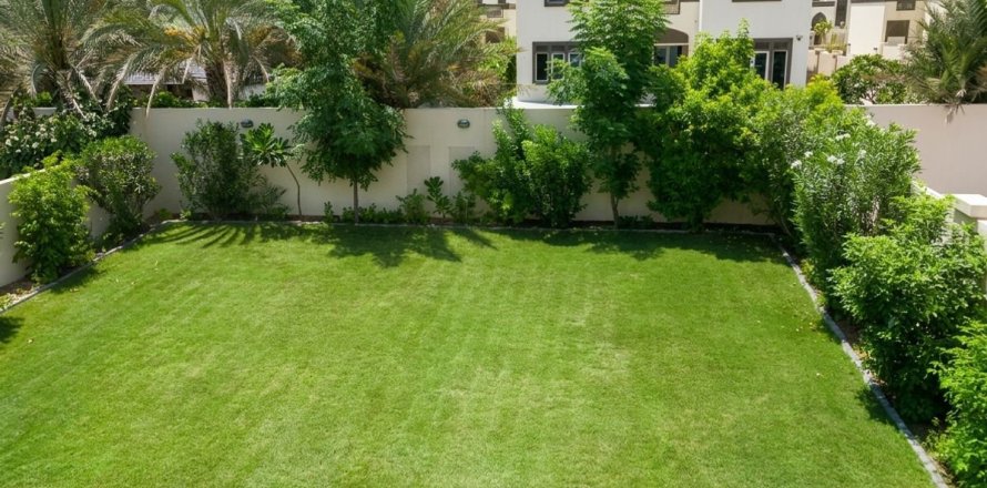 فيلا في Jumeirah Park, دبي 3 غرف نوم, 675.4 م² رقم 113583