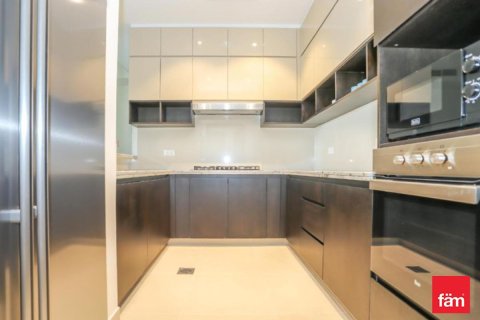 Apartment in Dubai 2 bedrooms, 163.8 sq.m. № 50169 - photo 4