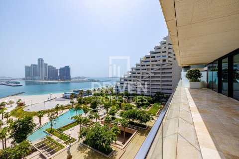 Penthouse in One at Palm Jumeirah, Palm Jumeirah, Dubai 4 bedrooms, 509.11 sq.m. № 142606 - photo 3