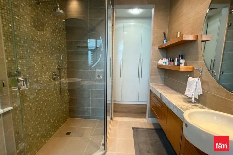 Apartment in Dubai Marina, Dubai 2 bedrooms, 127.4 sq.m. № 84150 - photo 11