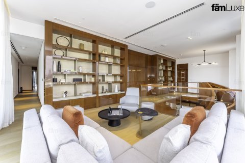 Ático en Dubai, 6 dormitorios, 1414 m², № 93353 - foto 9