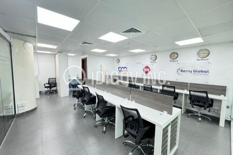 Снять в аренду офис в Бизнес-Бэе, Дубай: 90м², № 49837 - фото 12