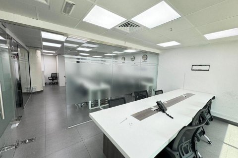 Снять в аренду офис в Бизнес-Бэе, Дубай: 90м², № 49837 - фото 11