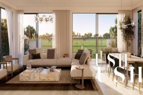 Villa in Dubai Investment Park, Dubai 5 bedrooms, 850 sq.m. № 39485 - photo 4