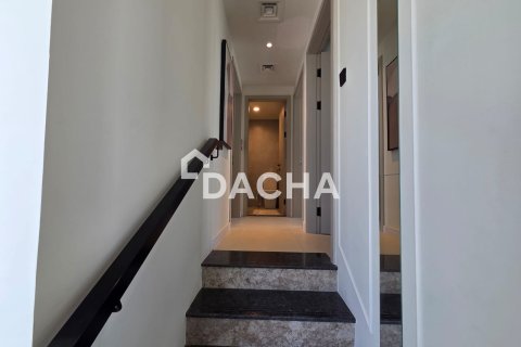 Townhouse in Dubai 4 bedrooms, 190 sq.m. № 133262 - photo 6