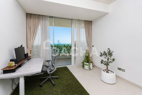 Apartment in The Crescent, Palm Jumeirah, Dubai 2 bedrooms, 133 sq.m. № 133263 - photo 15