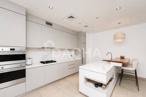 Apartment in The Crescent, Palm Jumeirah, Dubai 2 bedrooms, 133 sq.m. № 133263 - photo 18