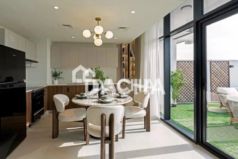 Townhouse in Dubai 3 bedrooms, 194 sq.m. № 133264