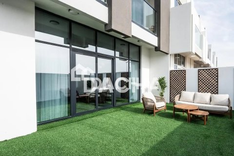 Townhouse in Dubai 3 bedrooms, 194 sq.m. № 133264 - photo 28