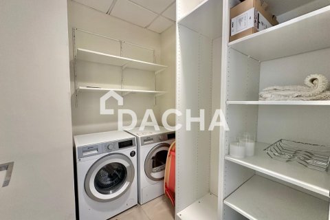 Apartment in The Crescent, Palm Jumeirah, Dubai 2 bedrooms, 138 sq.m. № 133260 - photo 8