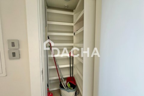 Apartment in The Crescent, Palm Jumeirah, Dubai 2 bedrooms, 138 sq.m. № 133260 - photo 14